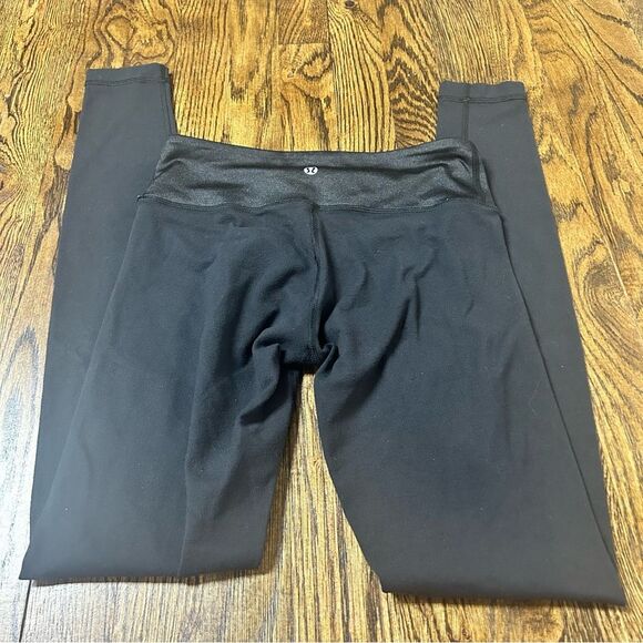 Lululemon Black Leggings Size 4 30” Inseam *Small flaws* Shiny Waistband - Picture 8 of 16